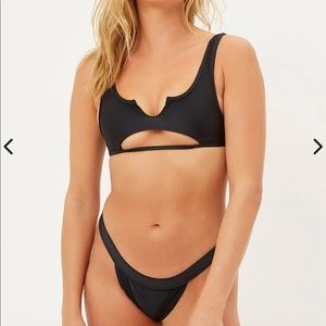 Frankies Bikinis Cole Bikini top M black